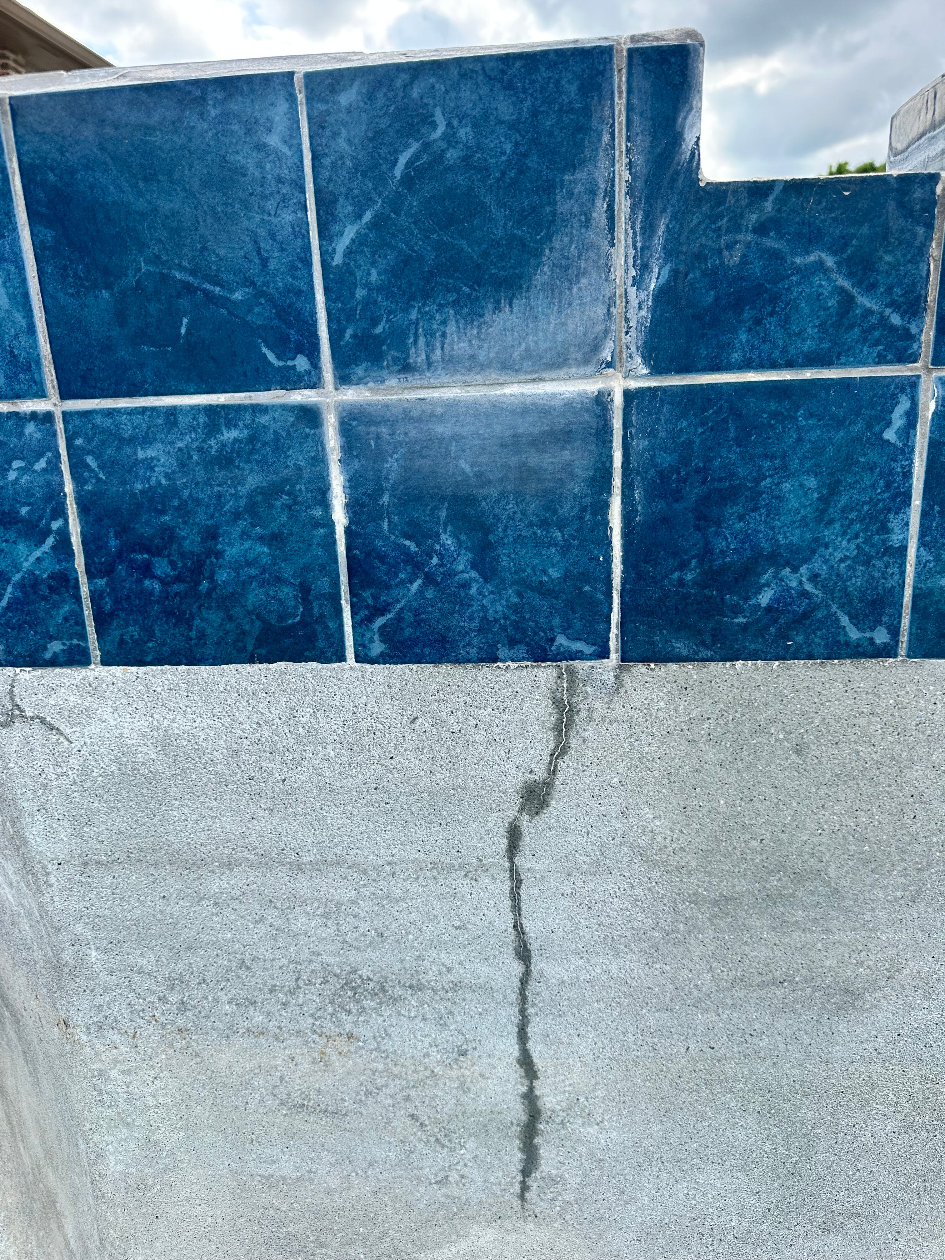Pool Tile Media Blasting – $10 per Linear Foot